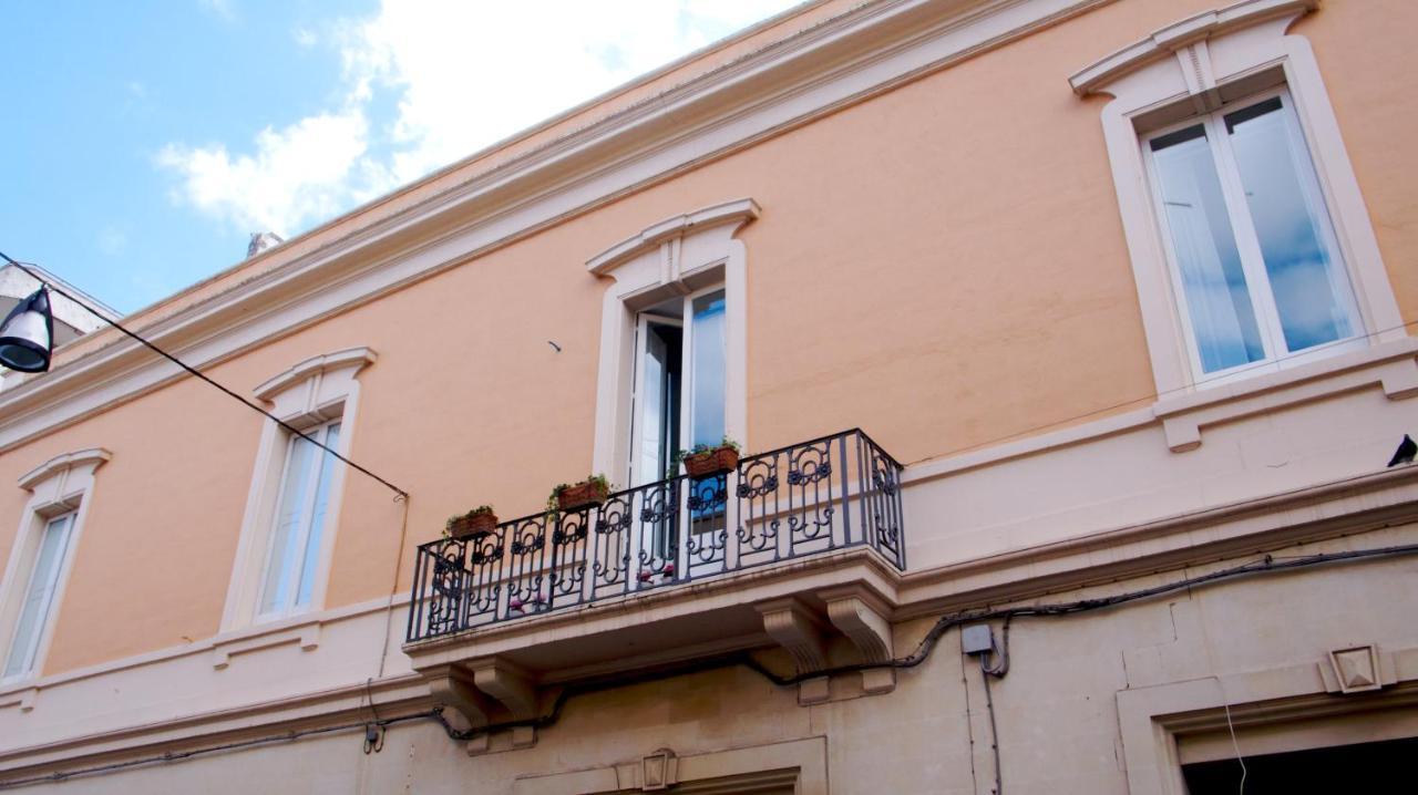 Casa Di Lo Suites Lecce Luaran gambar